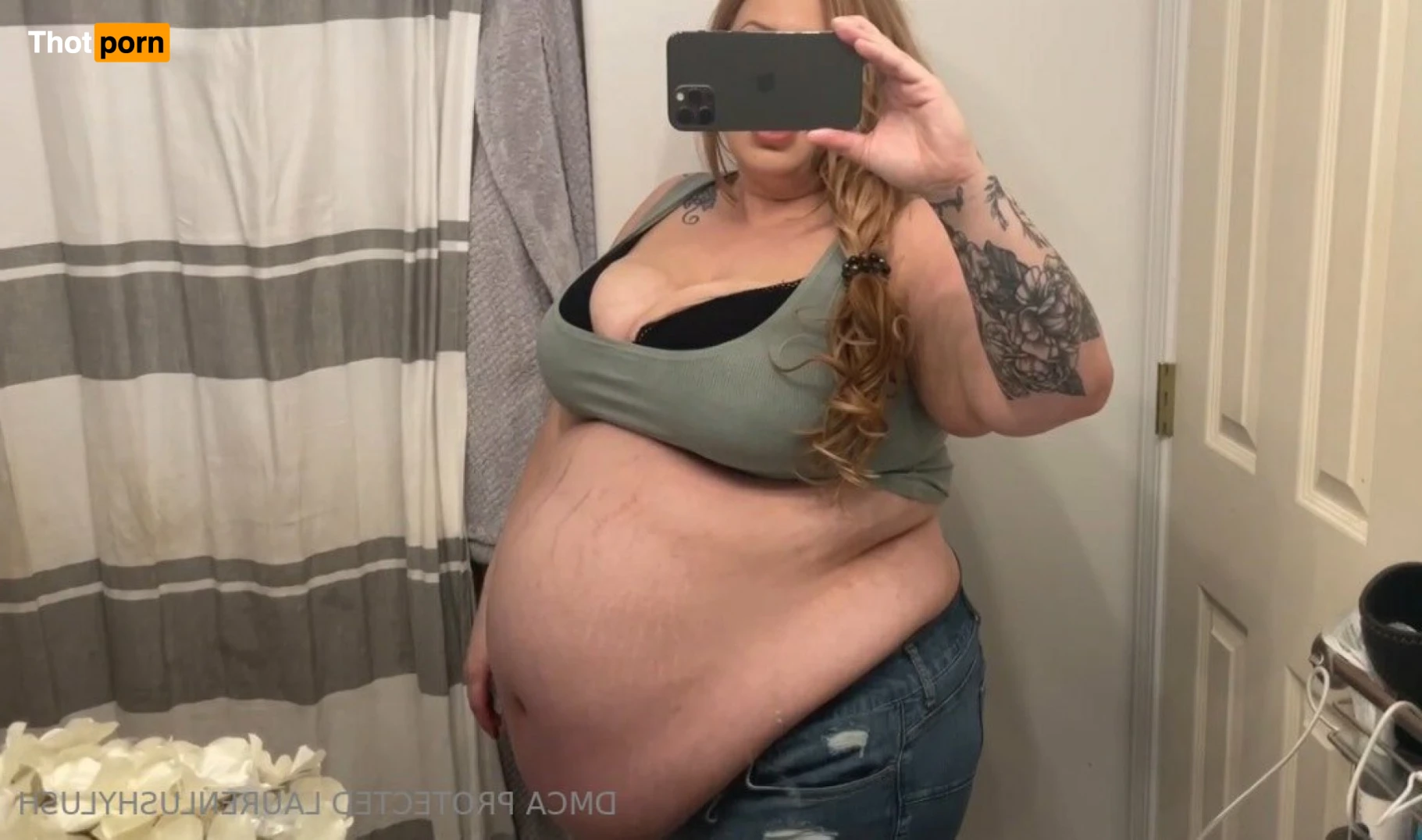 Lauren Lush 15539494