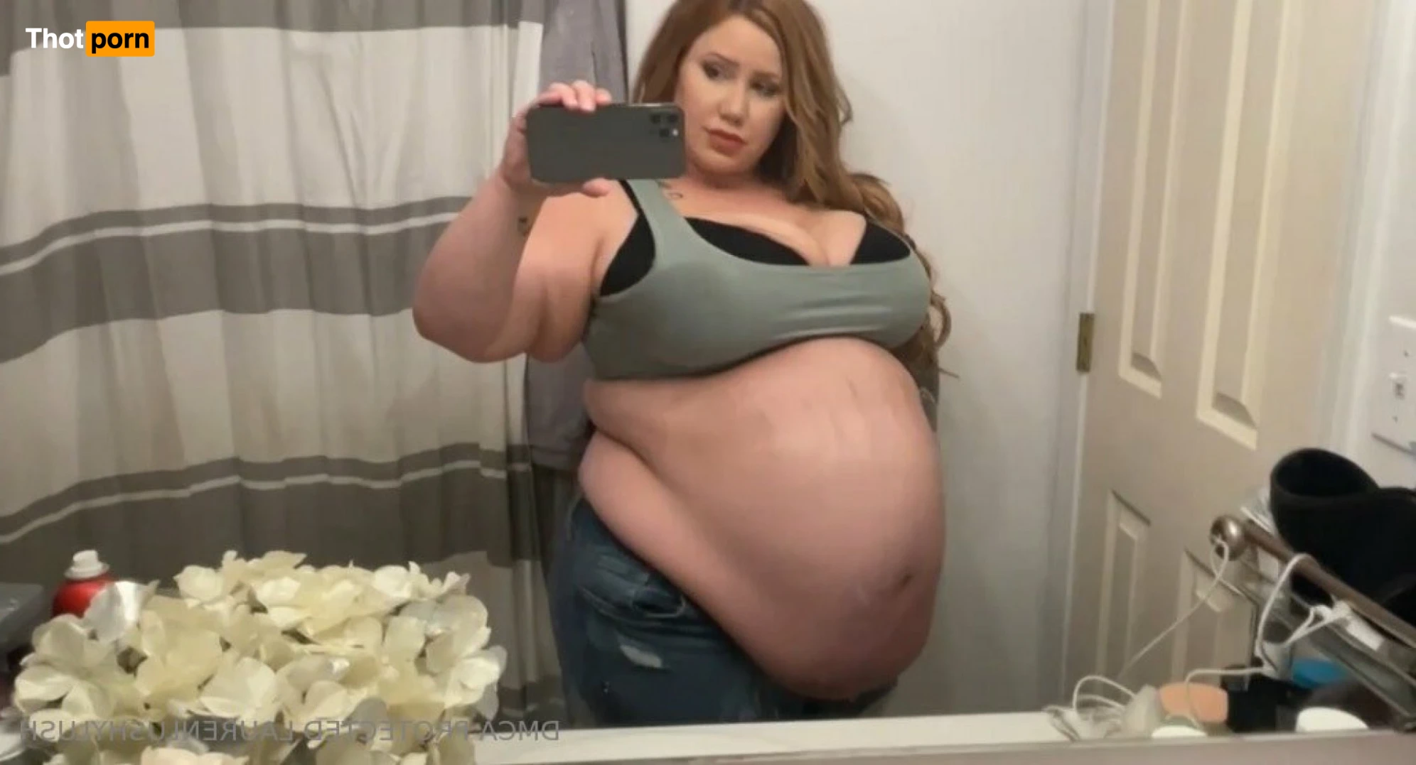 Lauren Lush 15552189