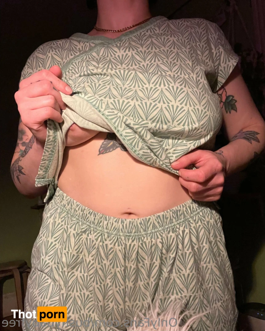 bushybaby ✨ FREE 14660187