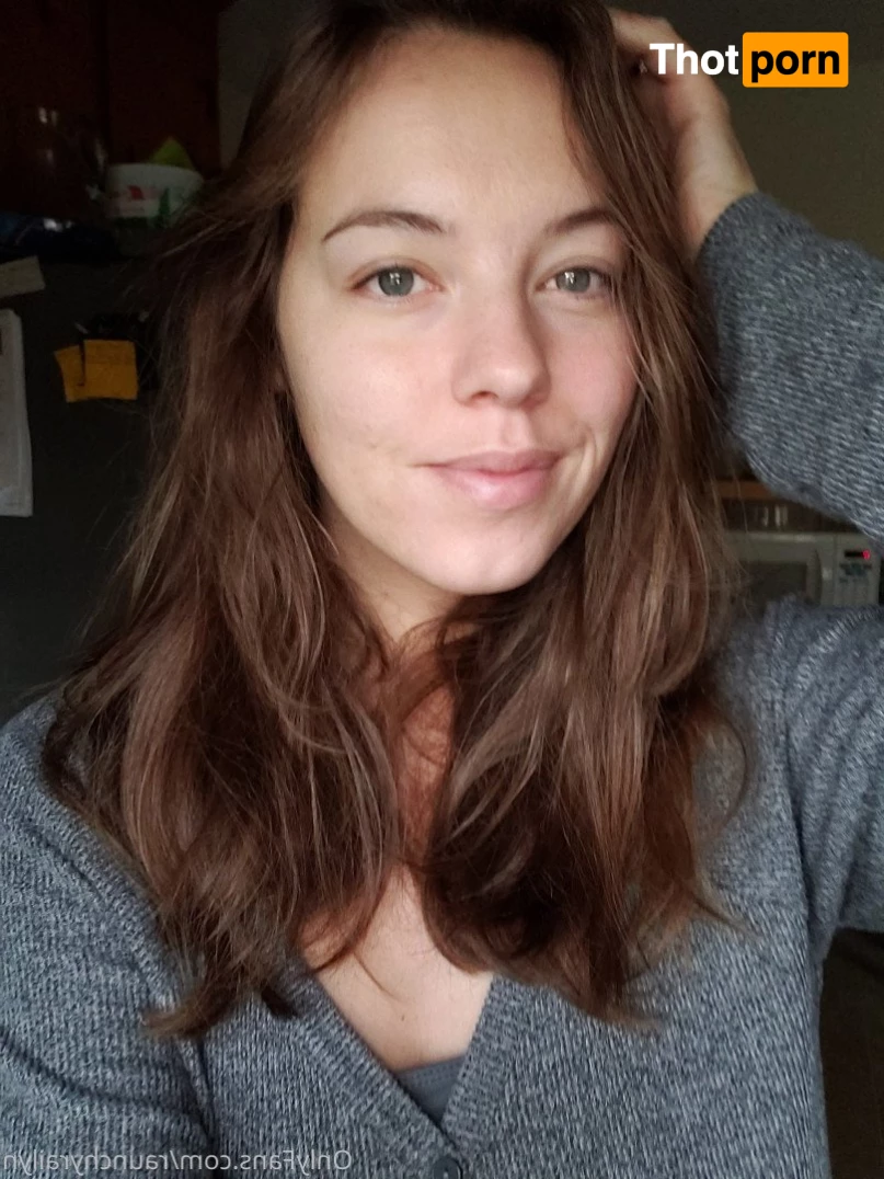 Mrs. Ruby Railyn 1000592