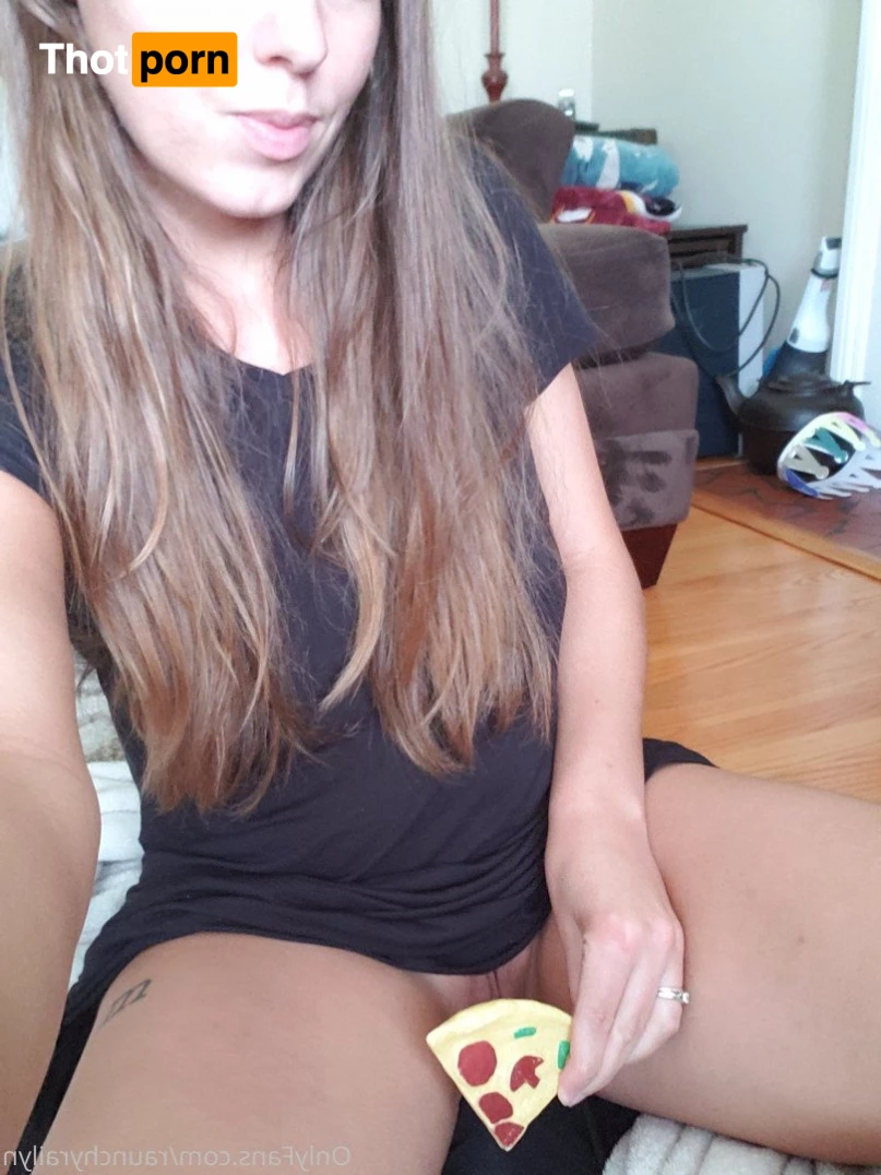 Mrs. Ruby Railyn 1000628