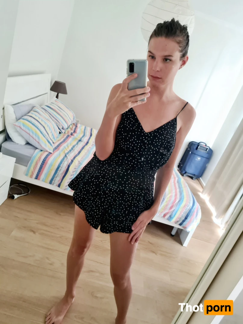 Hayley Green 16381755