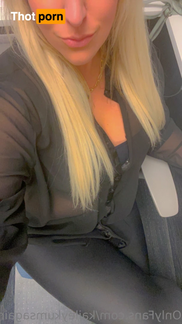 Kailey Kums 🎀 14085736