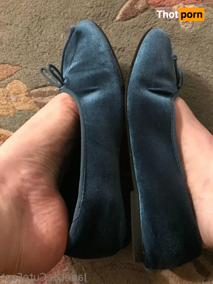 Janeleecutefeet 16144442