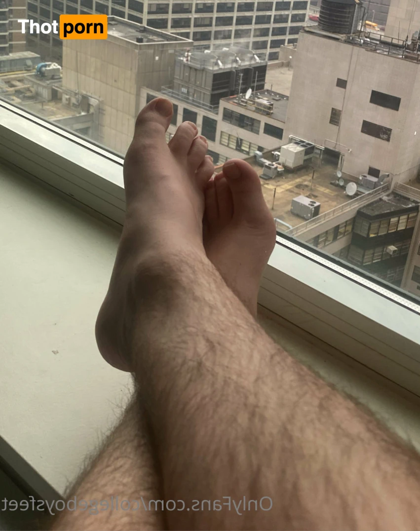 College Boys Feet 🔞 14644352