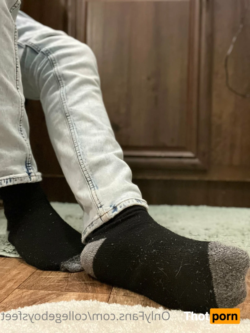 College Boys Feet 🔞 14644388