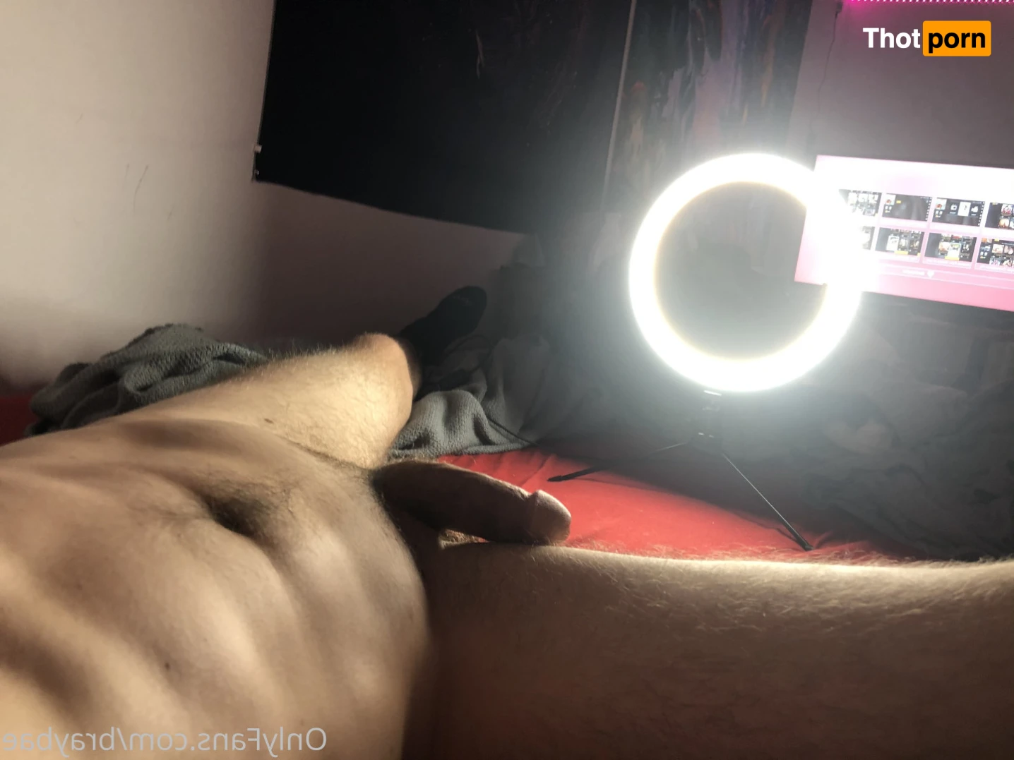 Show me your butthole 11830101