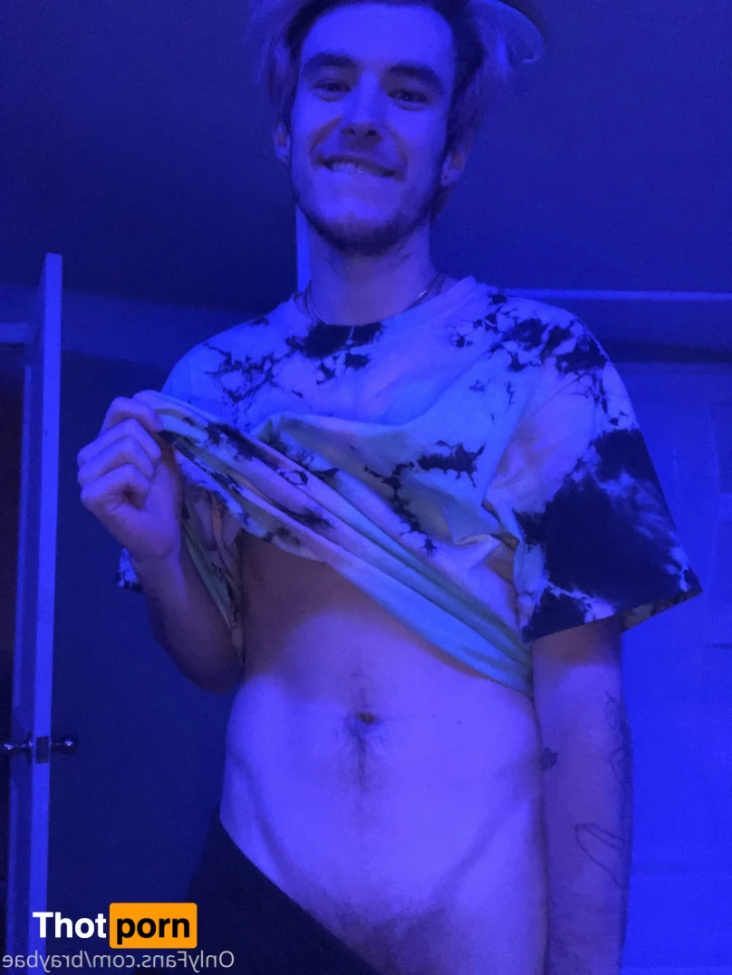 Show me your butthole 11851293