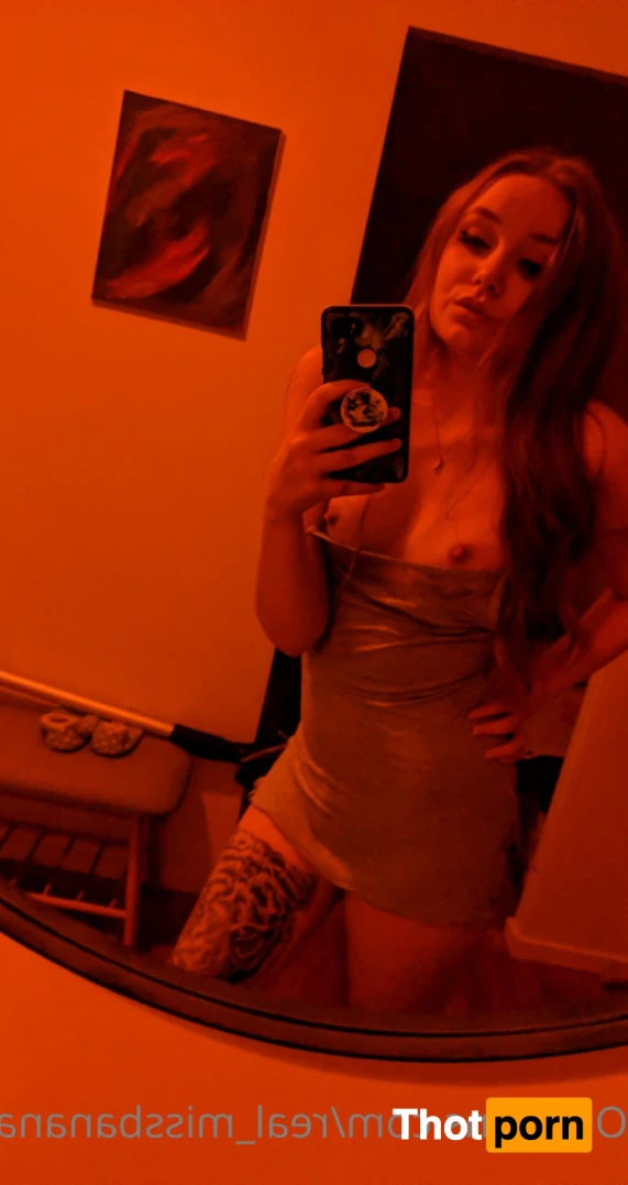 Miss Banana 13112567