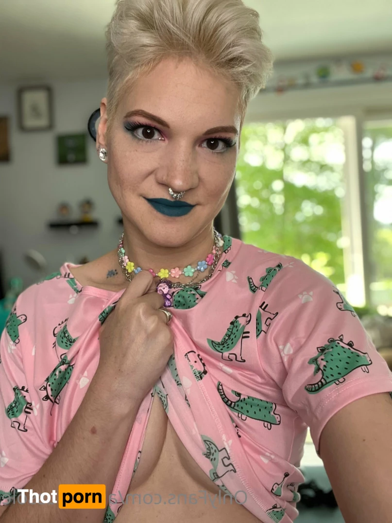 Goddess Amanda 11570928