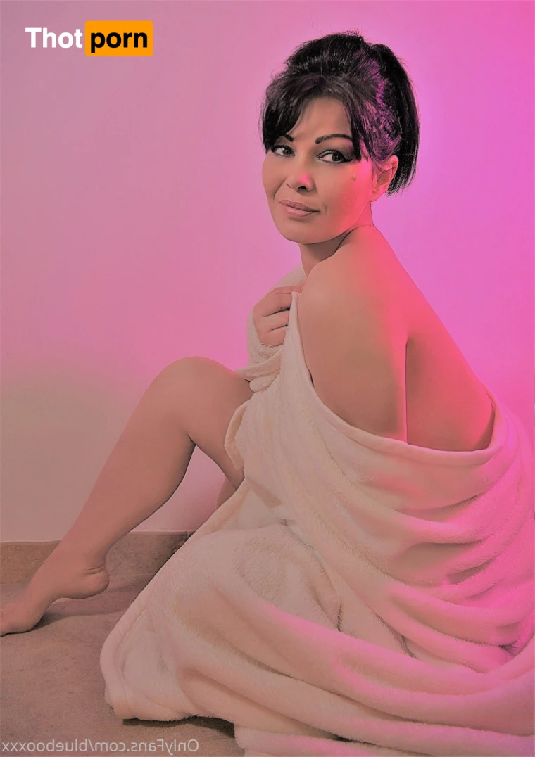 Sara 12215559