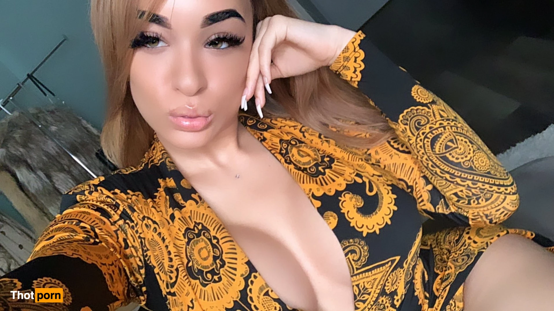 Mya Lashaun VIP 1003899