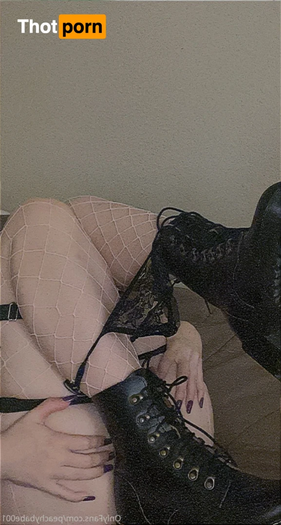 PeachySuccubus 12482131