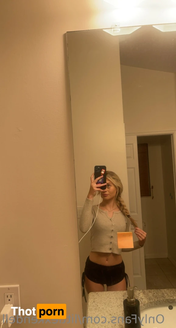 Kendell 🌸 12485418