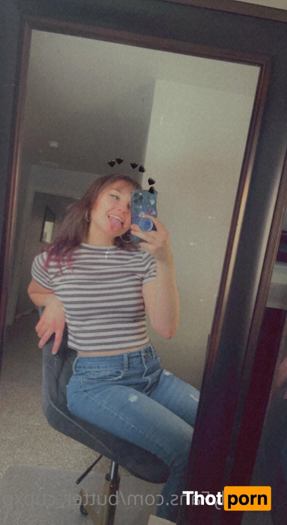 Buttercup_Cakes 🎂 12822610