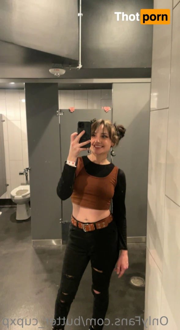 Buttercup_Cakes 🎂 12822924