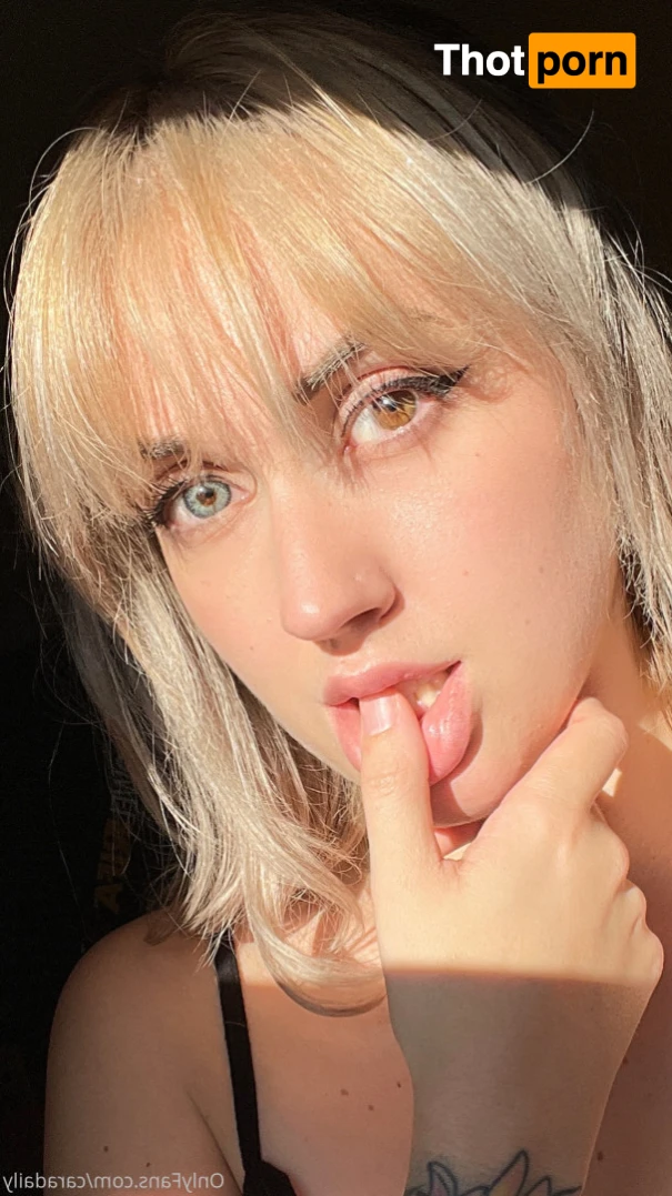 𝐂𝐚𝐫𝐚 𝐃𝐚𝐲 12669877