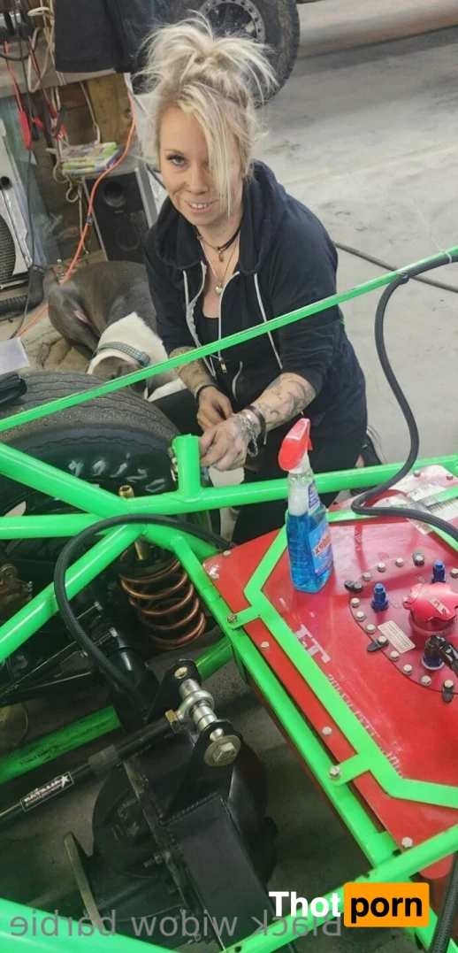 Nobody needs to know 12558725