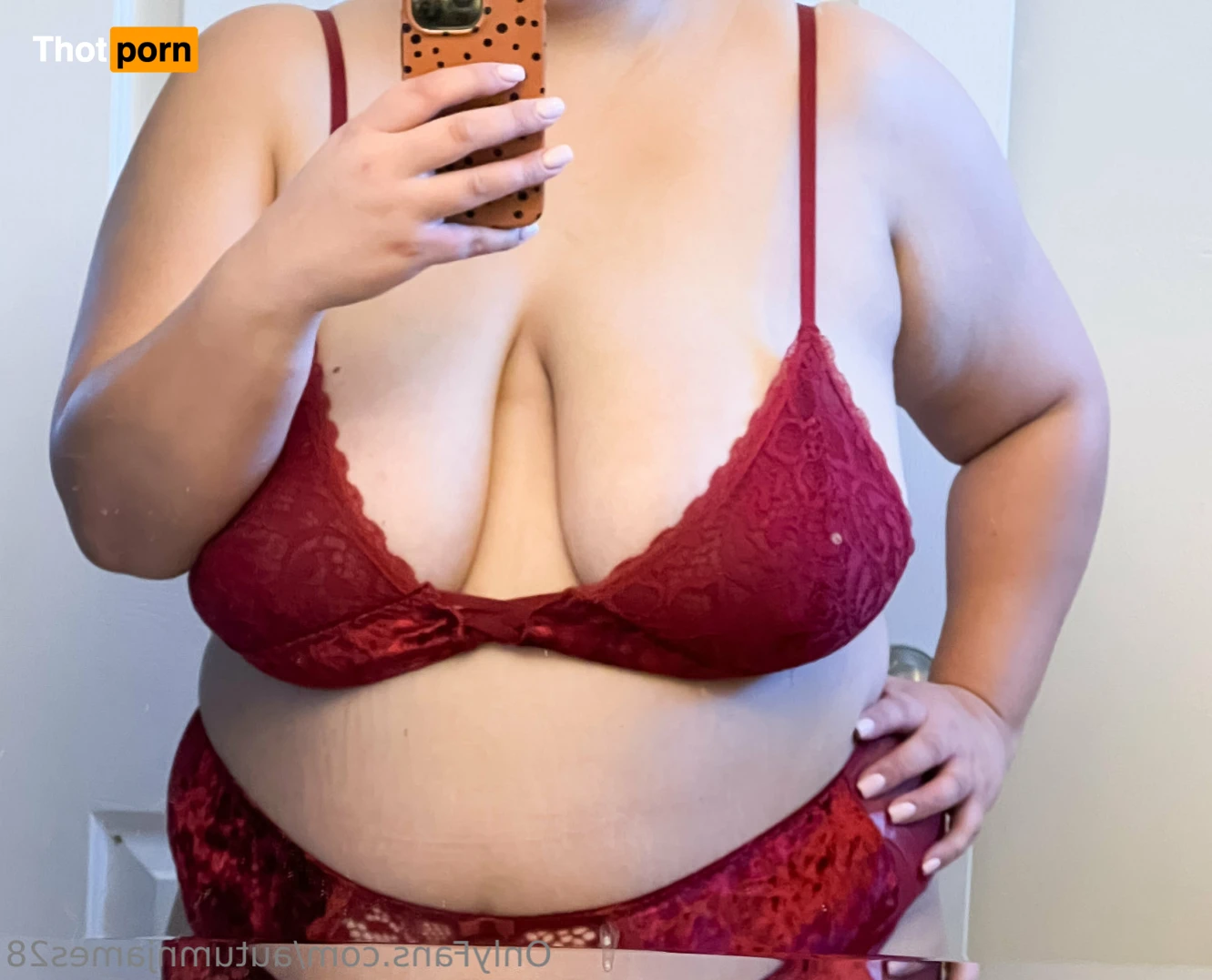 Autumn James 12664041