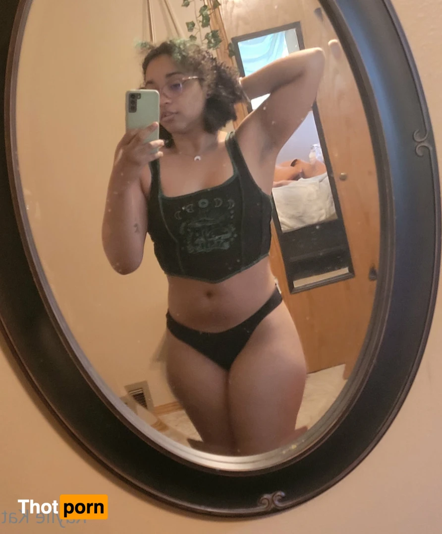 Kaylie ⛓🐍 12802218