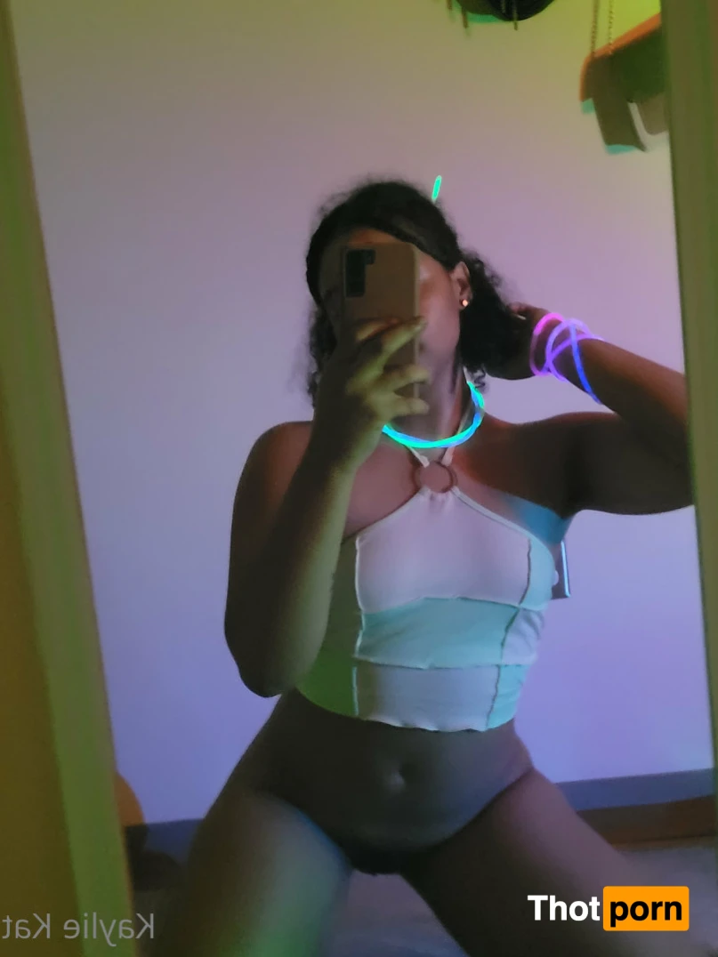 Kaylie ⛓🐍 12836453