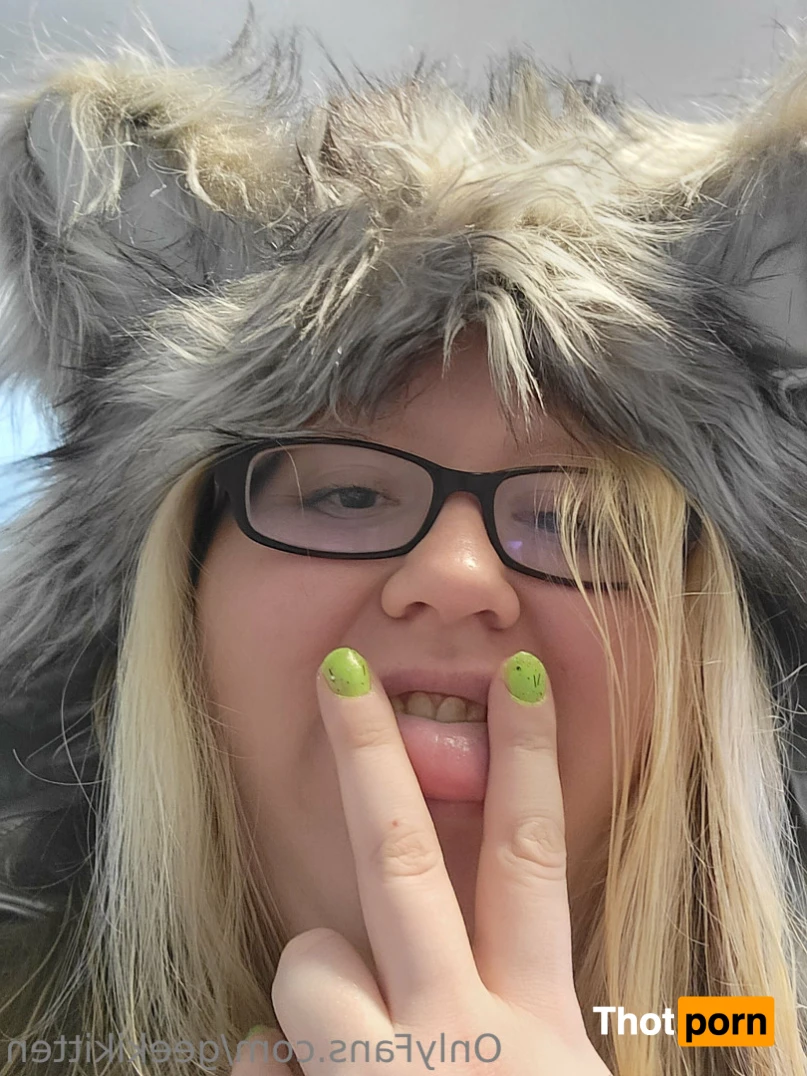 GeekiKitten 12908768