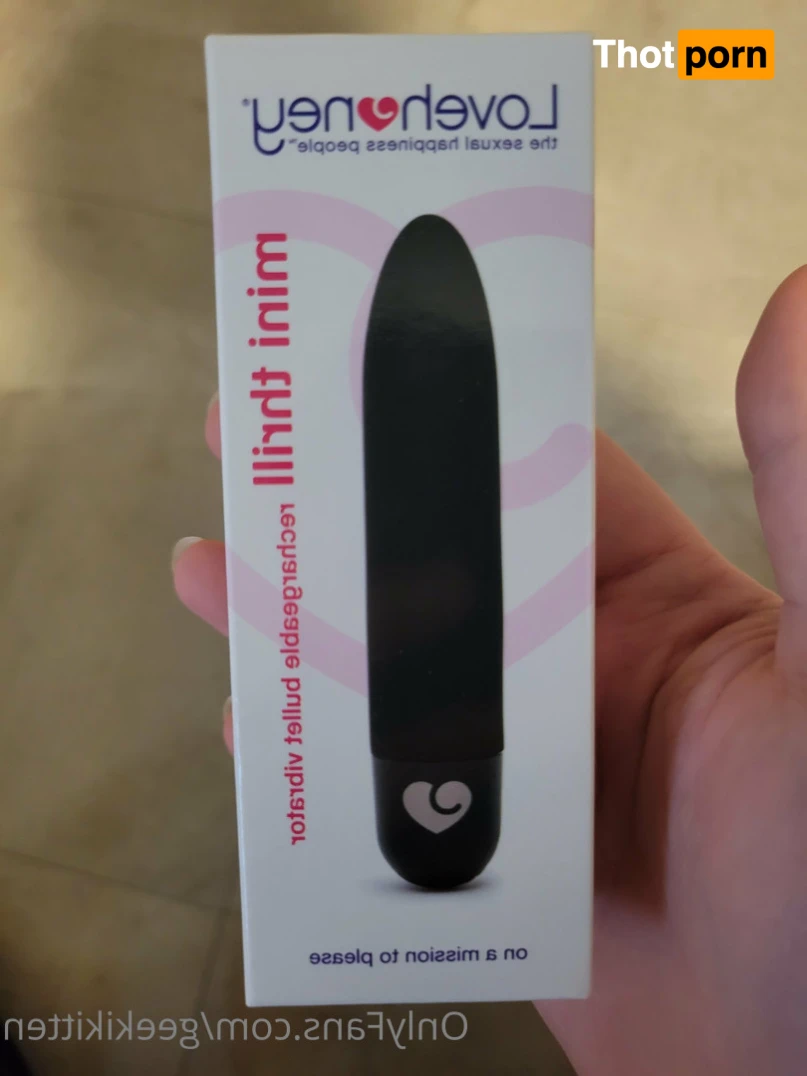 GeekiKitten 12909482