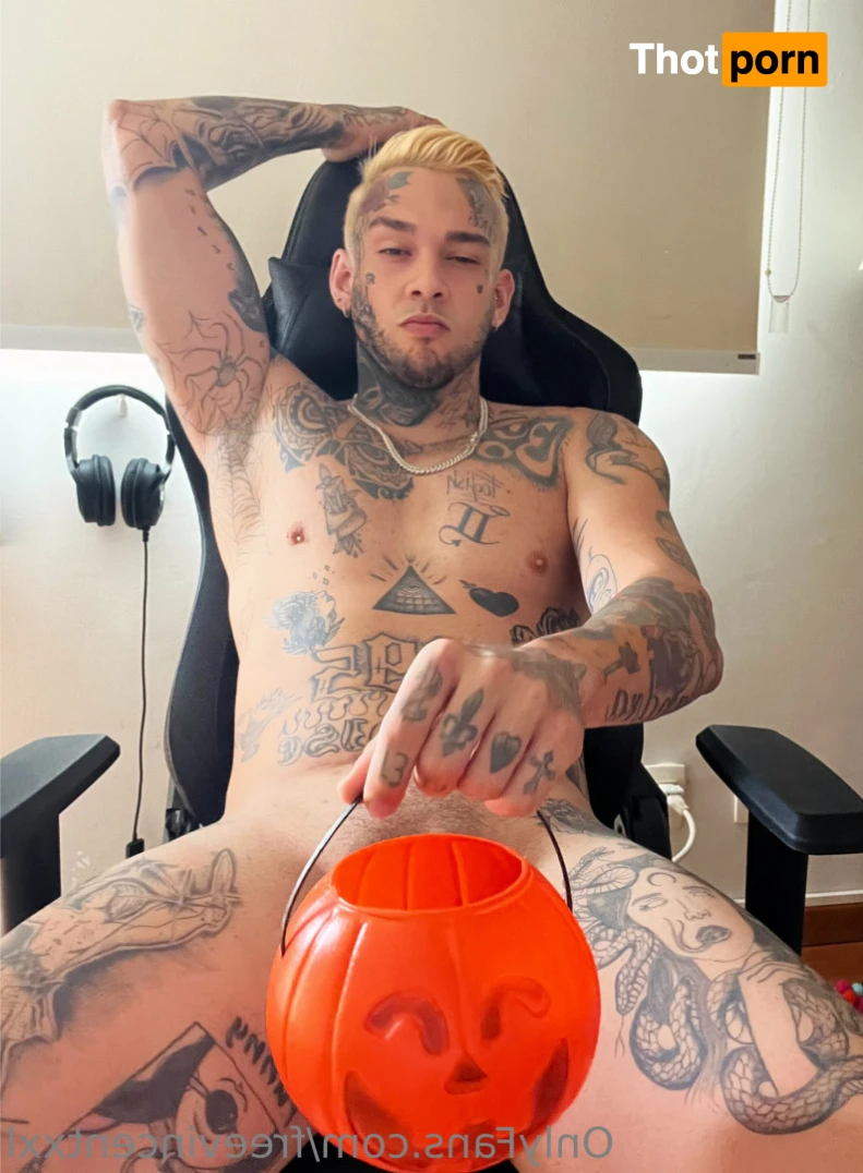 Vincent XXL 🔞 (FREE) 13015548