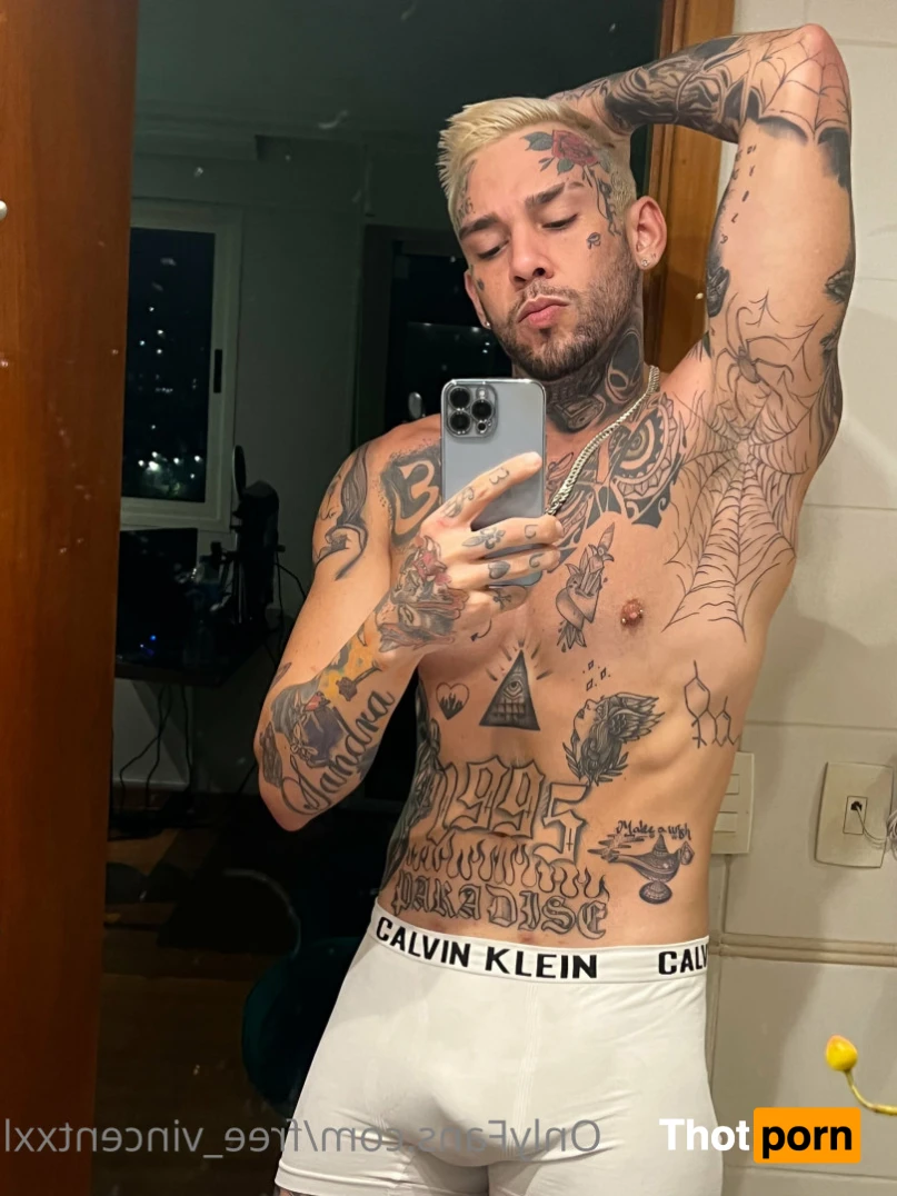 Vincent XXL 🔞 (FREE) 13015850