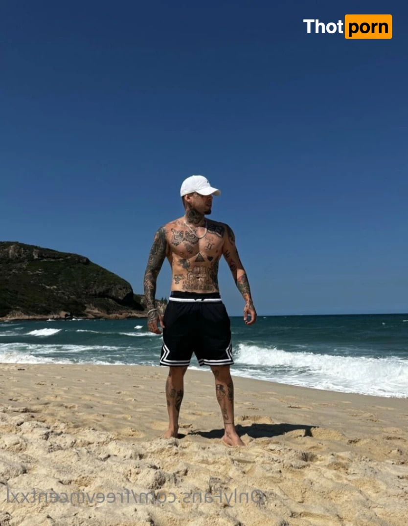 Vincent XXL 🔞 (FREE) 13015896