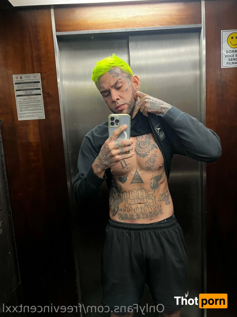 Vincent XXL 🔞 (FREE) 13016029