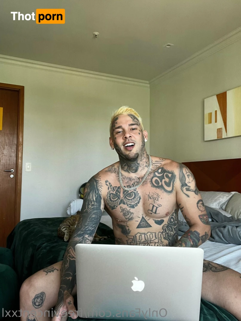 Vincent XXL 🔞 (FREE) 13016486