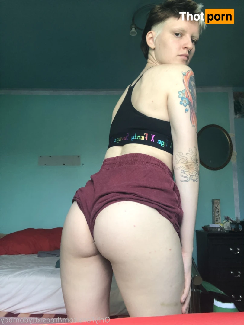 FREE Willow 13022295