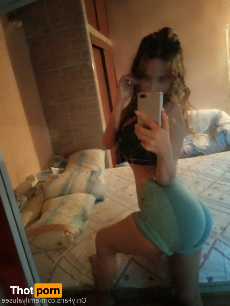 emilyalusee 14465011