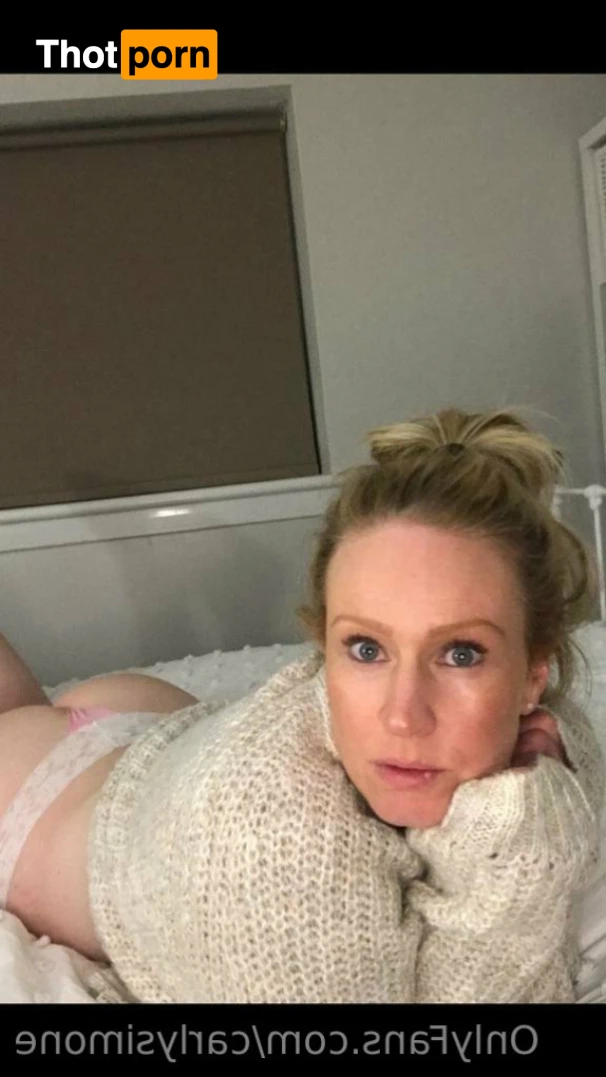 Carly Simone 13135720