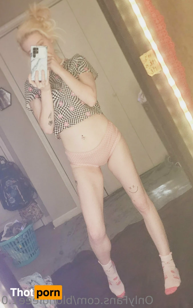 ✨Blonde_Brat✨ 13360133