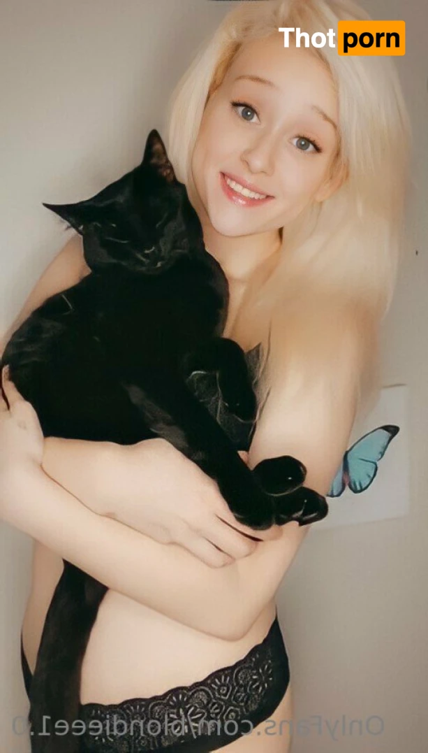 ✨Blonde_Brat✨ 13360169