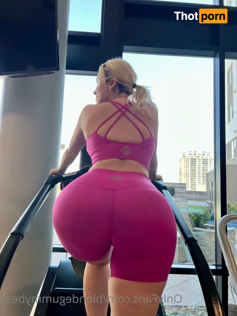 Super Cakes 13363426