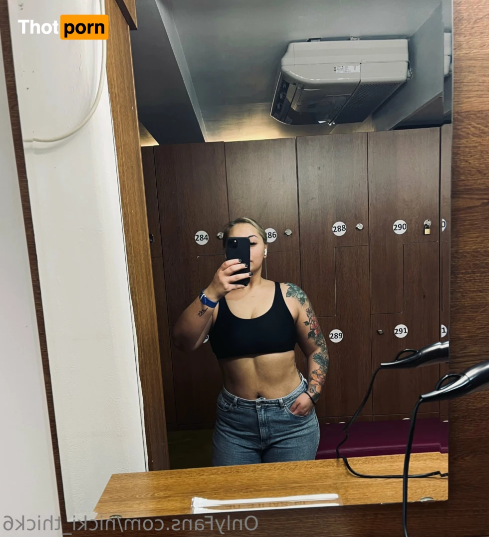 Nicki_thick 13857576