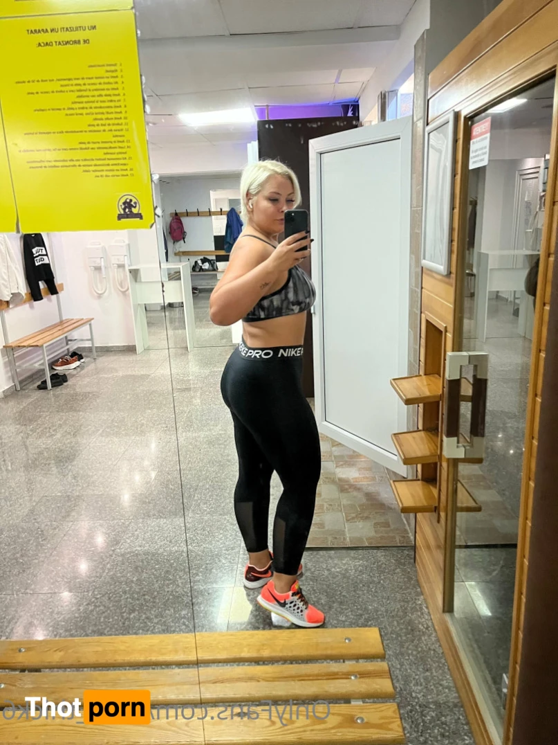 Nicki_thick 13857910