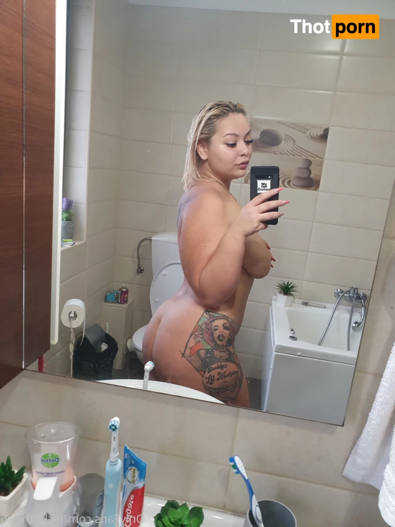 Nicki_thick 13858079