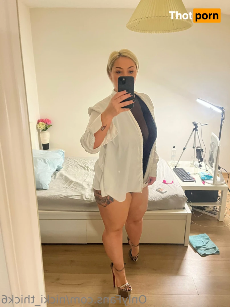 Nicki_thick 13858290