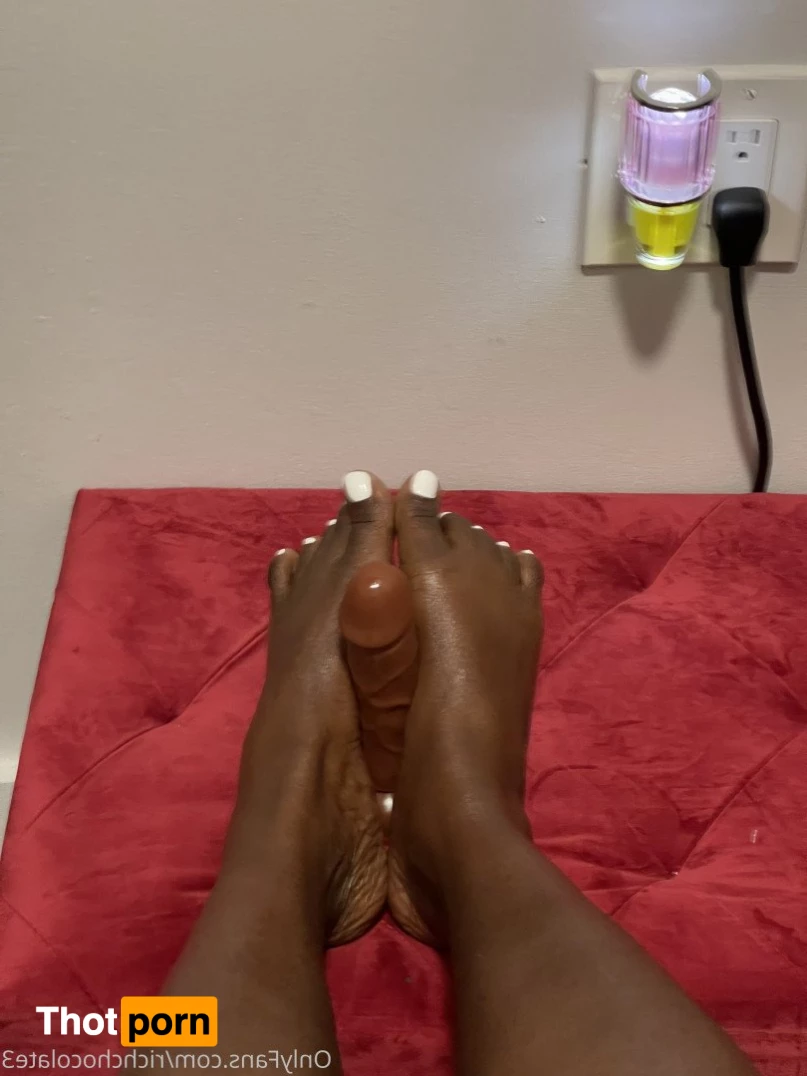 Rich chocolate 🍫🥛 1015105