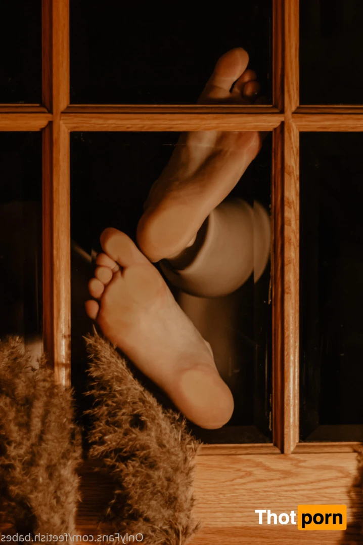 Feetish Babes 15642045