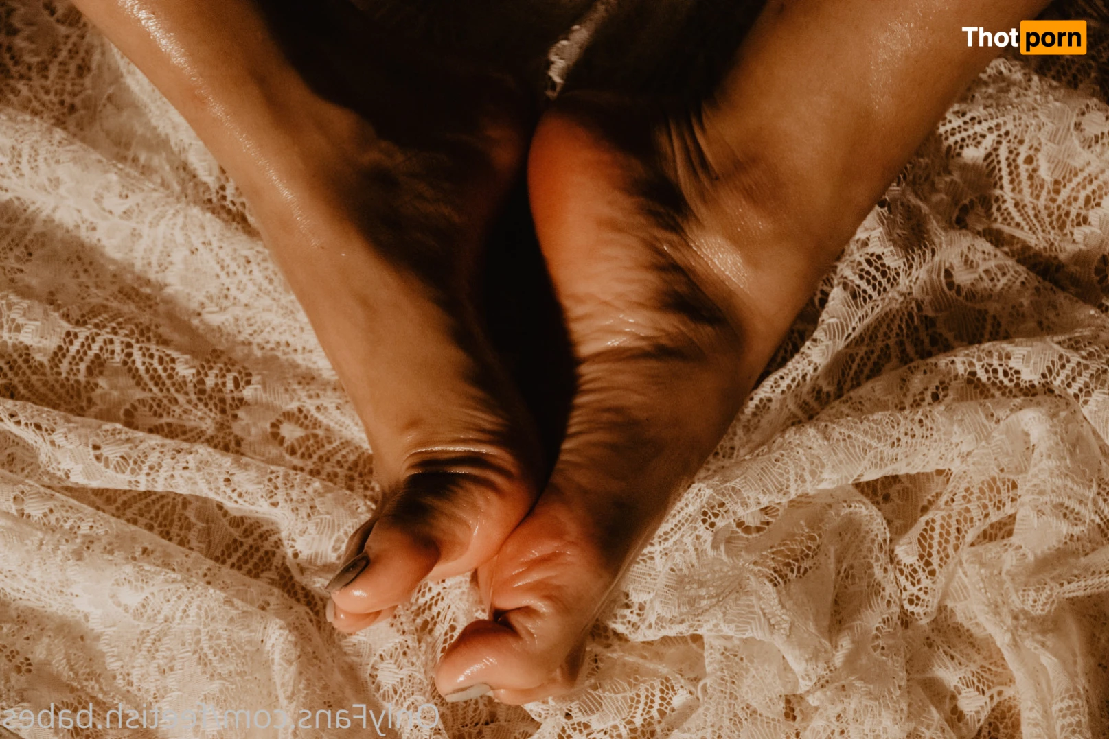 Feetish Babes 15642209