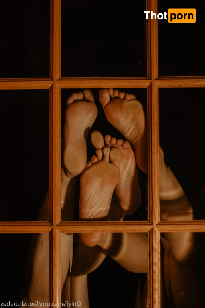 Feetish Babes 15642629