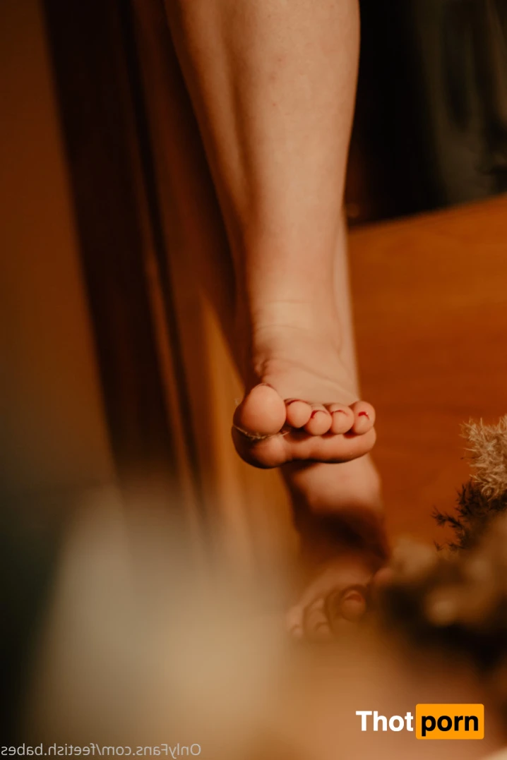 Feetish Babes 15642670
