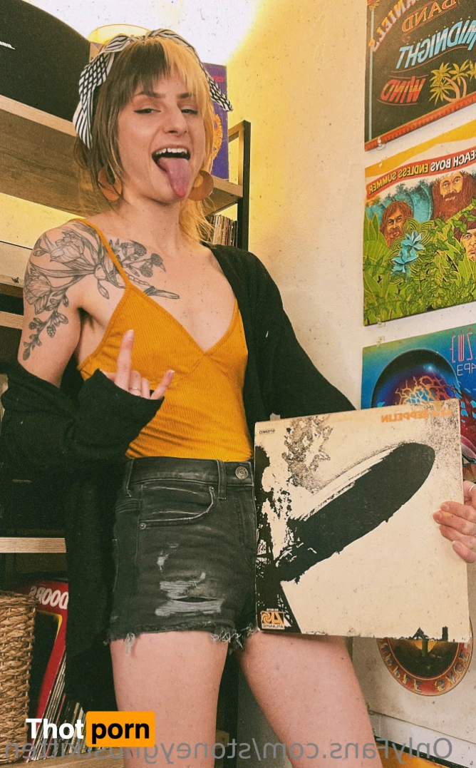 stoneyghostkitten 14025381