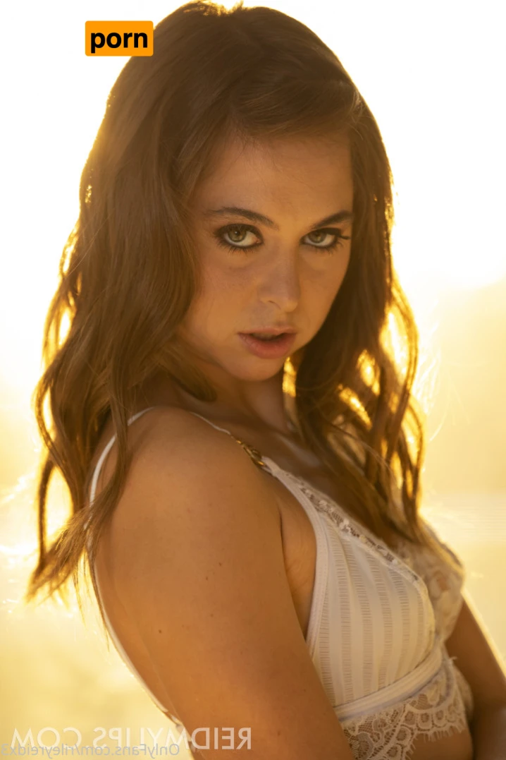 Riley Reid 15772255