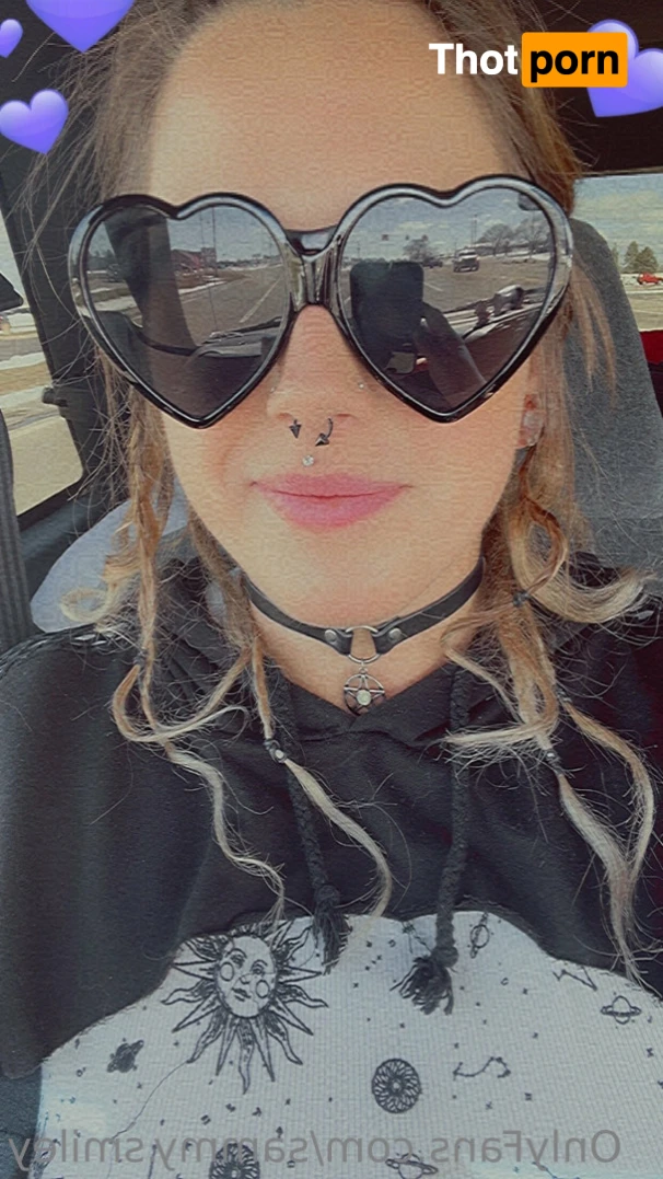 sammysmiley 14156835